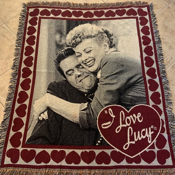 VTG I Love Lucy Lucille Ball Lucy Ricky Graphic Tapestry Woven Afghan 50" x 60" - Picture 2 of 16